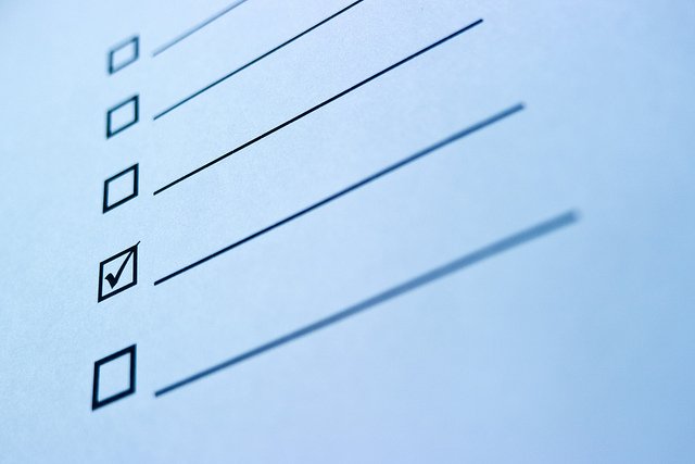 A blank checklist with a single checkmark